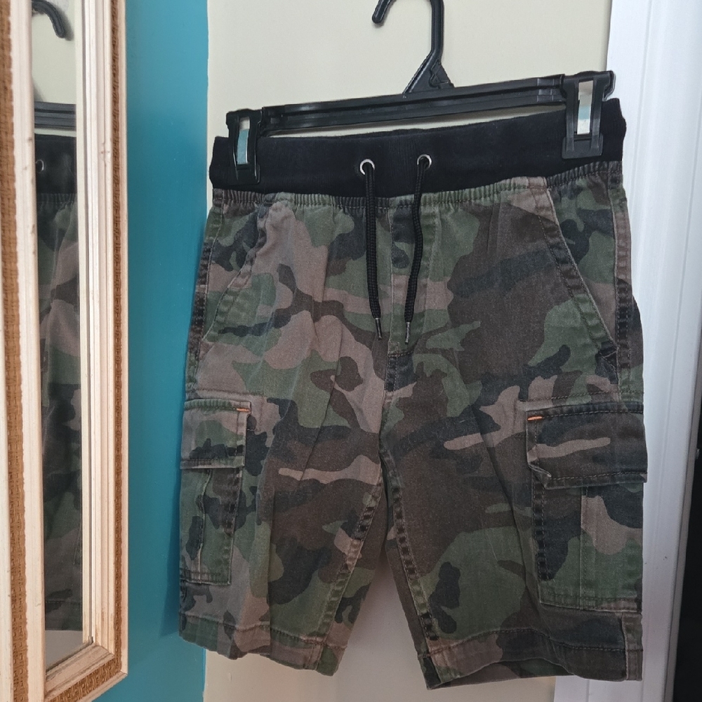 Wonder Nation Green and Brown Camouflage Cargo Shorts